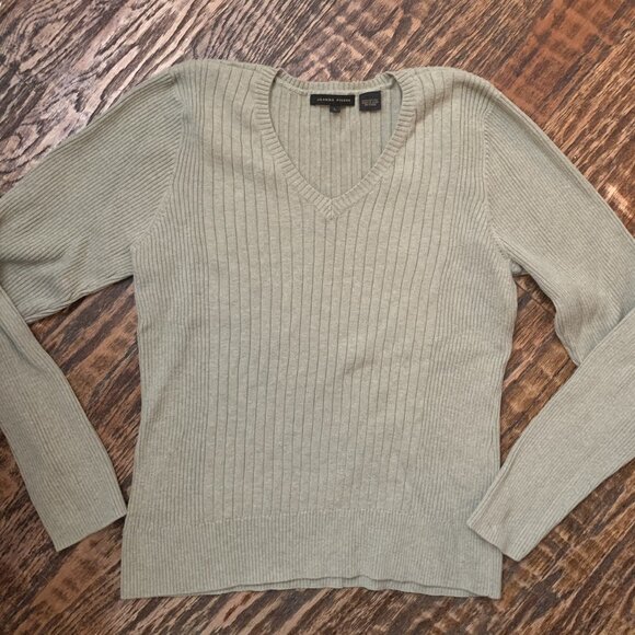 JEANNE PIERRE Sweaters - Sage Jeanne Pierre V-Neck Sweater Sz Large